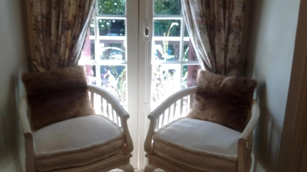 La Casona De Grace Bed & Breakfast Olivos Luaran gambar
