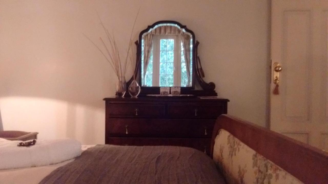 La Casona De Grace Bed & Breakfast Olivos Luaran gambar